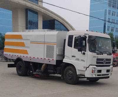 东风天锦扫地车