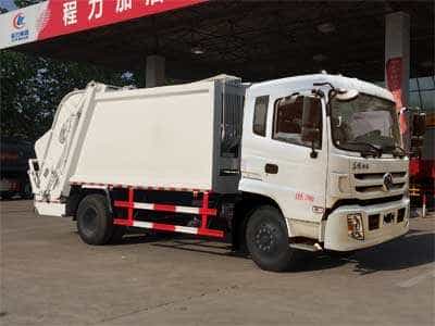 国五东风压缩式垃圾车
