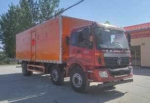 程力威牌CLW5250XRQB5型易燃气体厢式运输车