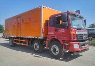 程力威牌CLW5250XRYB5型易燃液体厢式运输车