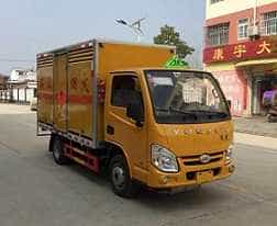 程力威牌CLW5031XRQSH5型易燃气体厢式运输车