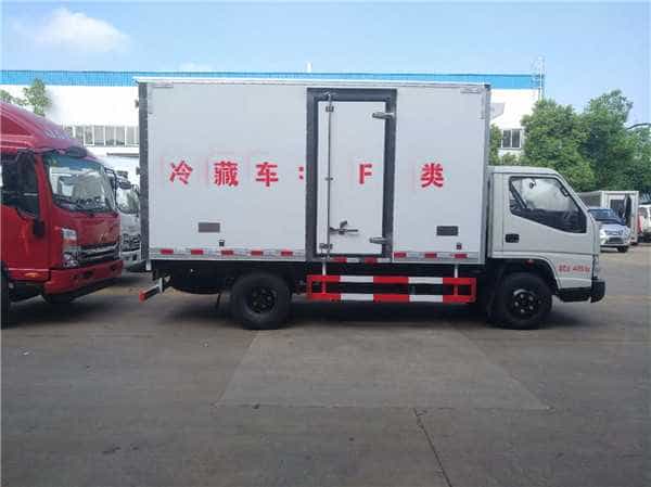 江铃高端冷藏车4.2米现车优惠