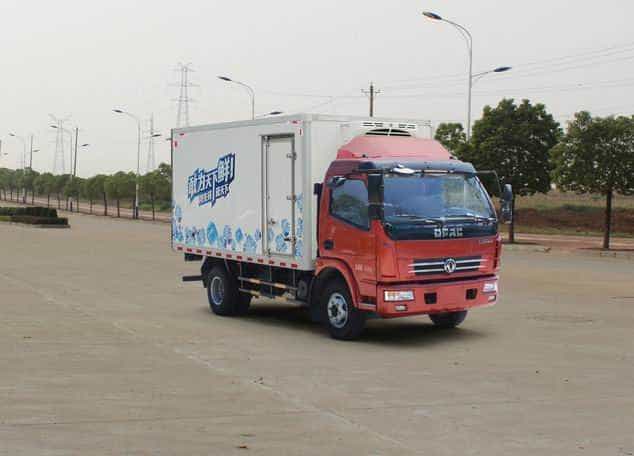 东风牌EQ5080XLC8BD2AC型冷藏车