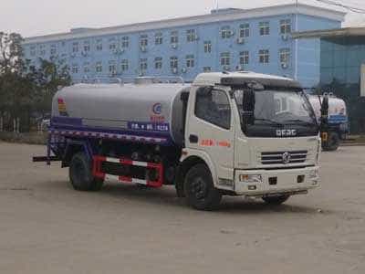 程力威牌CLW5110GSSD5型洒水车