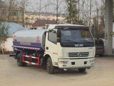 程力威牌CLW5121GSSE5型洒水车