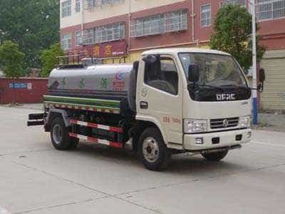程力威牌CLW5072GSSD5型洒水车