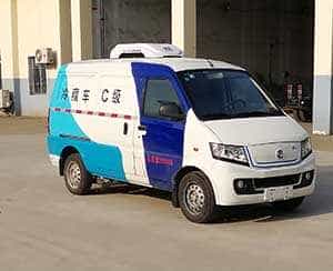 东风牌DFA5030XLCCBEV型纯电动冷藏车