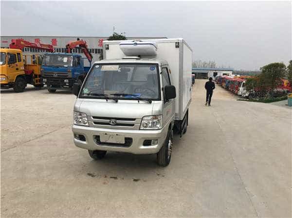 小型冷藏车2.6米价格