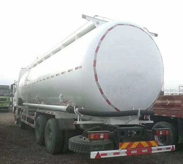 粉粒物料运输车 粉粒物料运输车