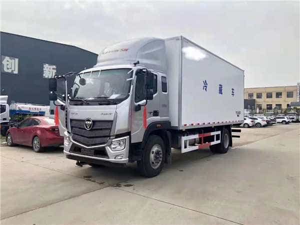 走一台7.6米独立冷藏机组冷藏车